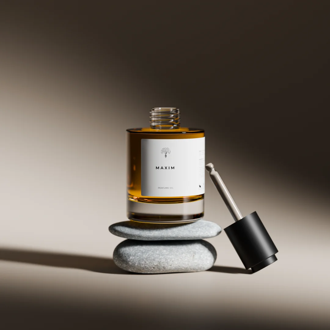 Maxim - Image 4
